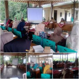 PELATIHAN DETEKSI DINI FAKTOR RESIKO PENYAKIT TIDAK MENULAR 